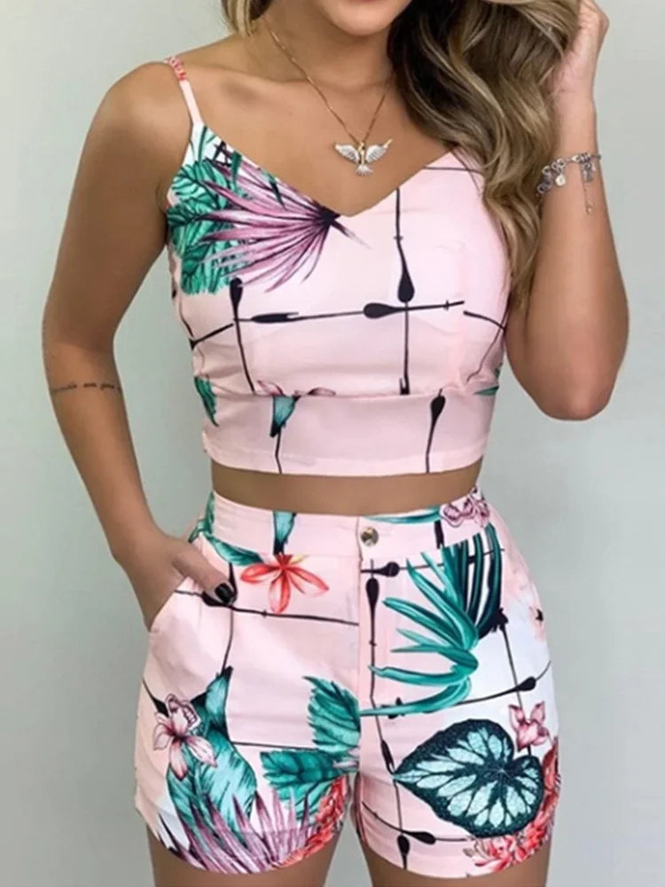 Women's Casual Summer 2 Piece Outfits - Print Spaghetti Strap Crop Top & Short Sets
